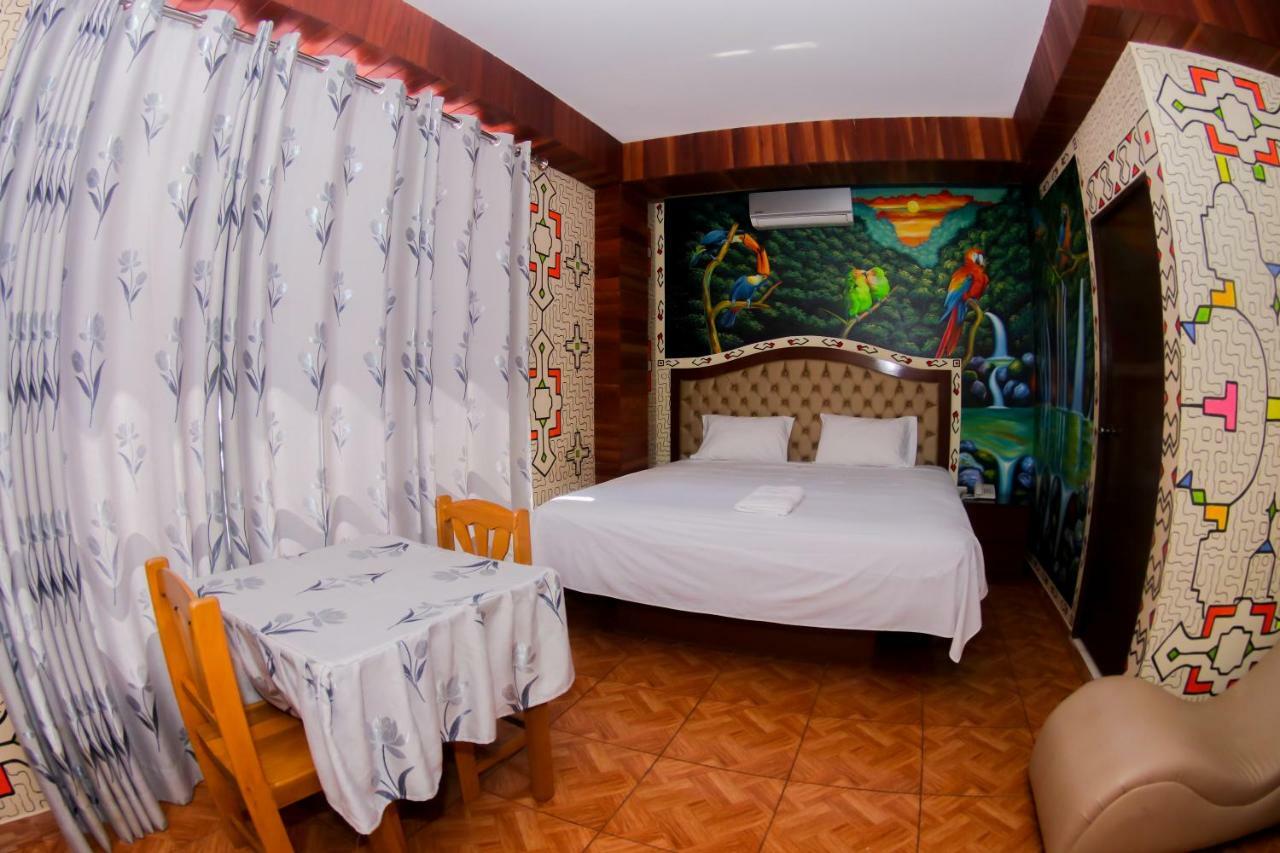 Gran Hotel Gusbet Пукалпа Екстериор снимка