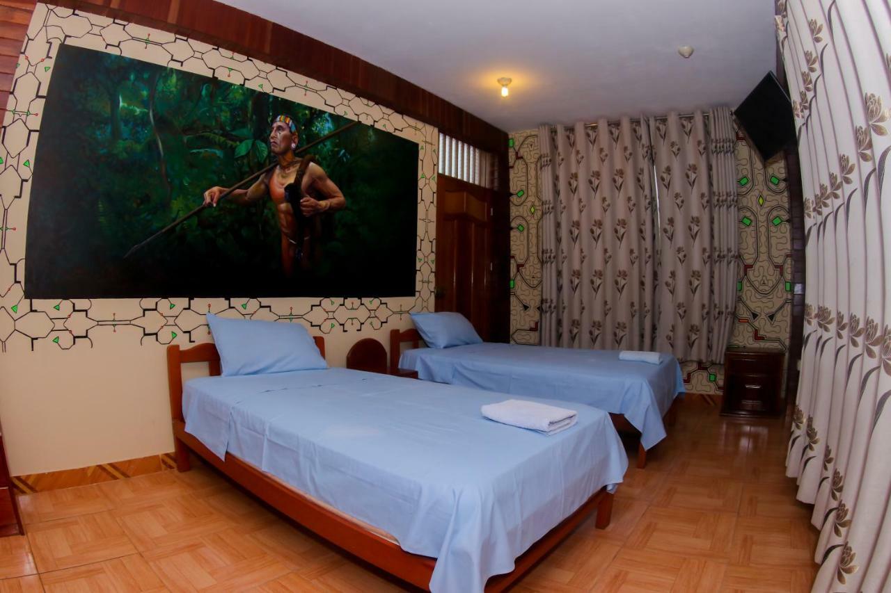 Gran Hotel Gusbet Пукалпа Екстериор снимка